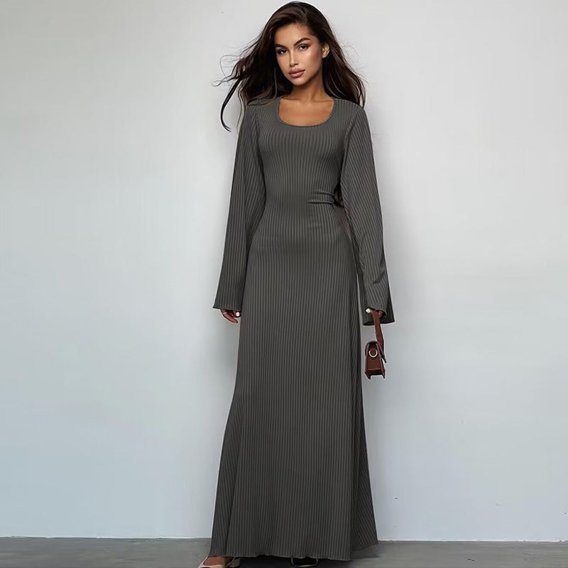 Damen Maxikleid mit ausgestellten Ärmeln und gerafftem Oberteil ModeGeist
