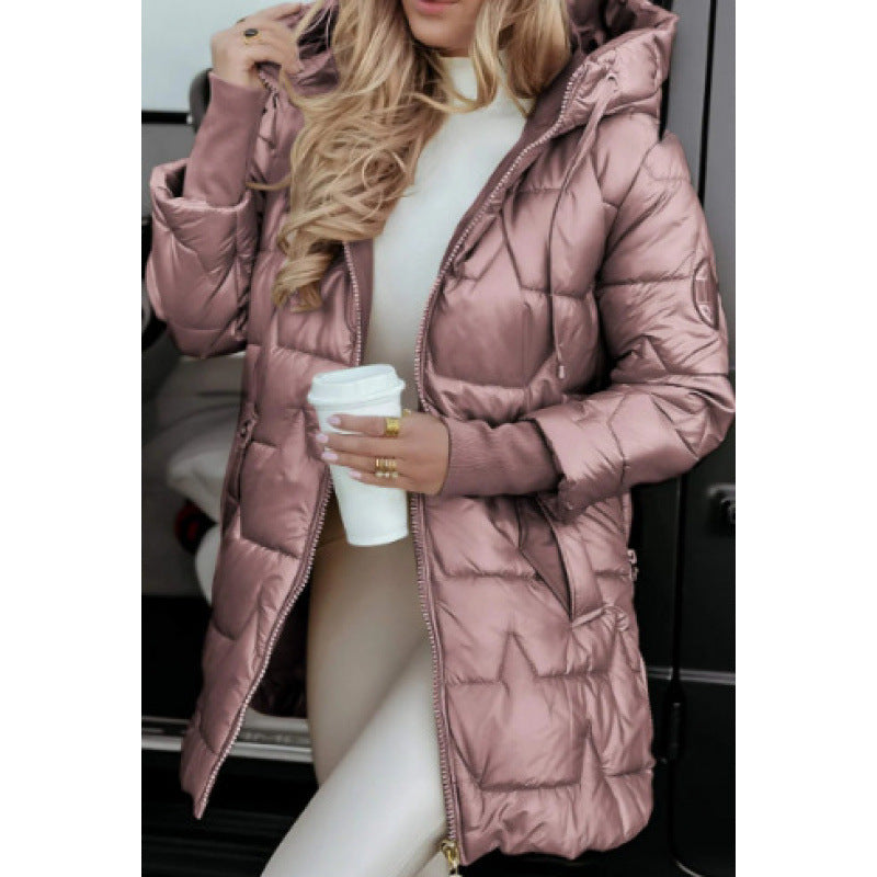 Damen Longline Steppjacke mit abnehmbarem Kapuzenfutter und seitlichen Reißverschlusstaschen ModeGeist