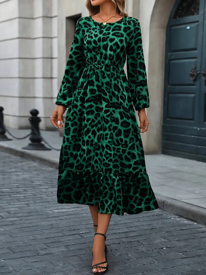 Damen Maxikleid mit tierischem Muster und fließendem Schnitt ModeGeist