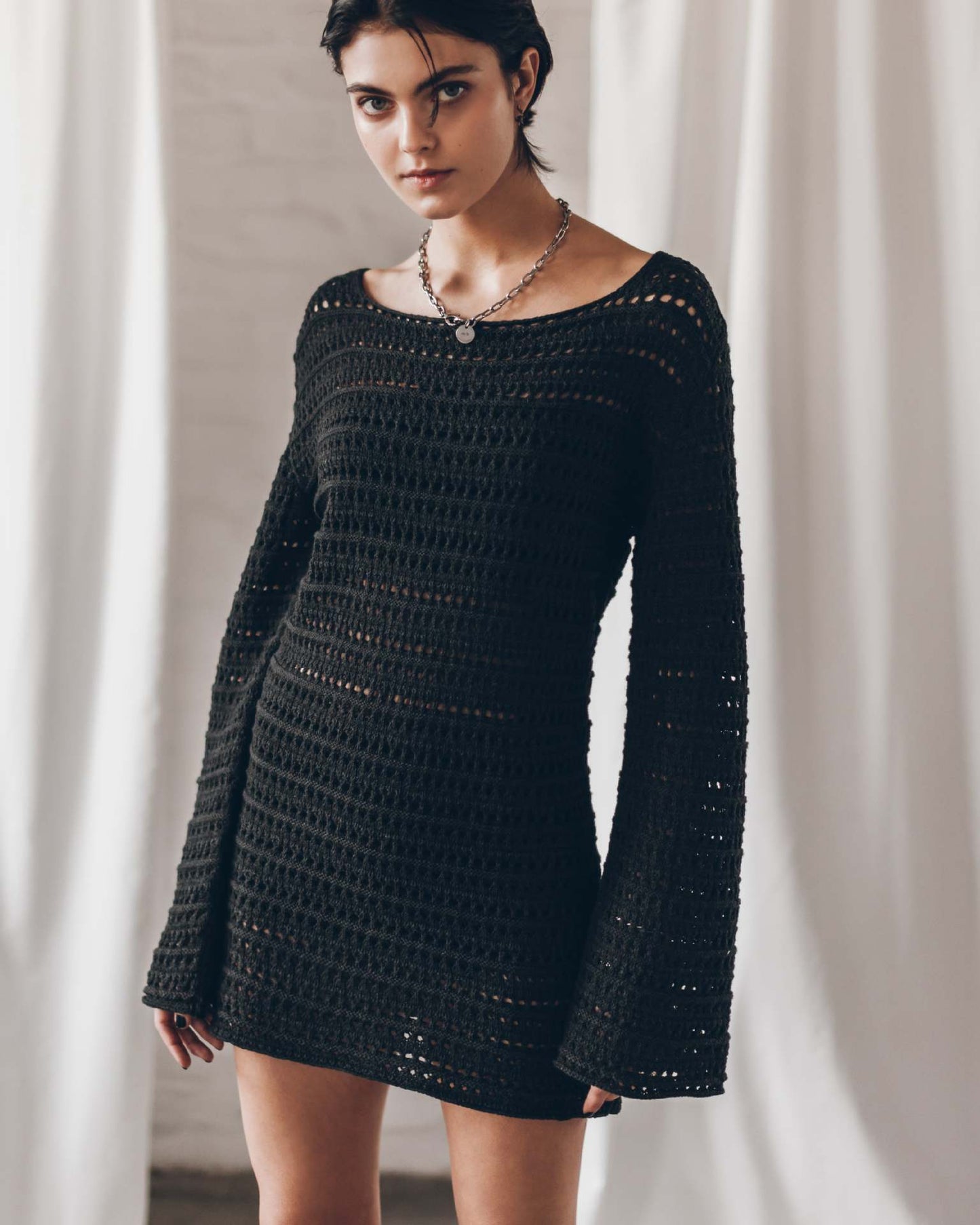 Modisches Mini-Strickkleid für Damen