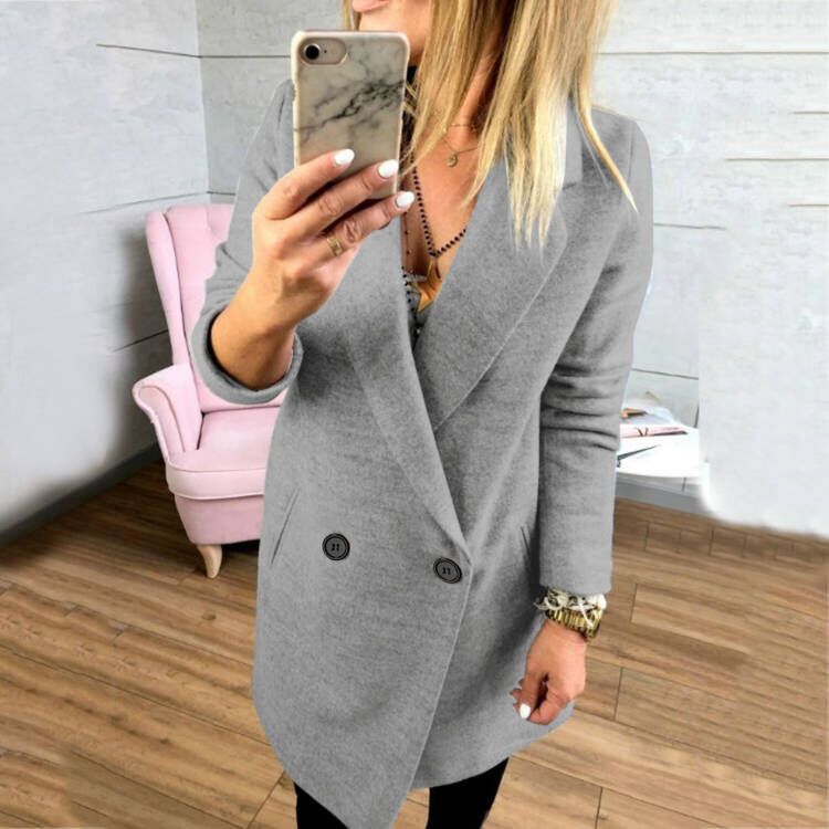 Damen Überlanger, taillierter Mantel mit elegantem Revers und praktischen Taschen ModeGeist