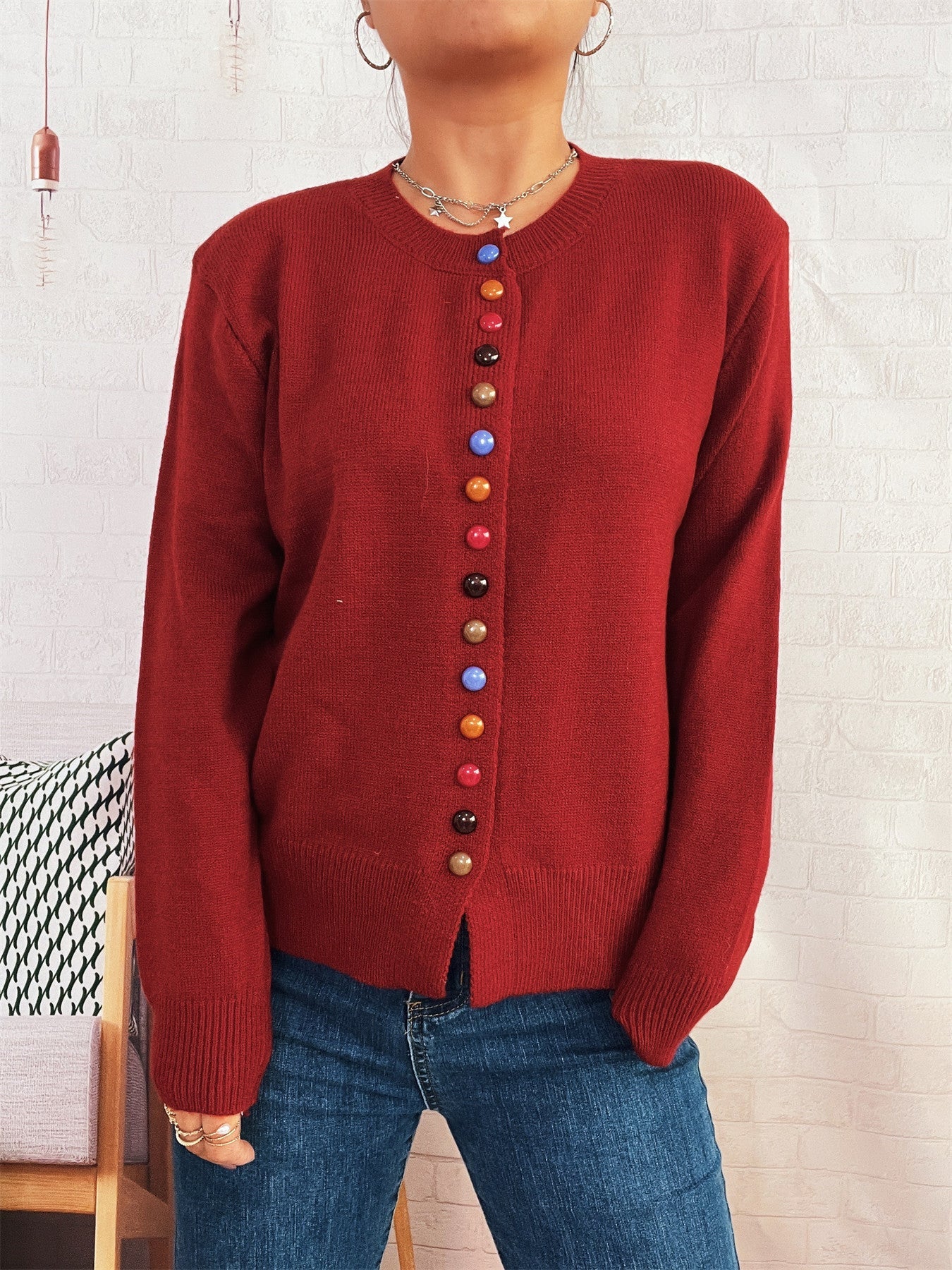 Damen stilvolle Strickjacke mit bunten Knöpfen ModeGeist