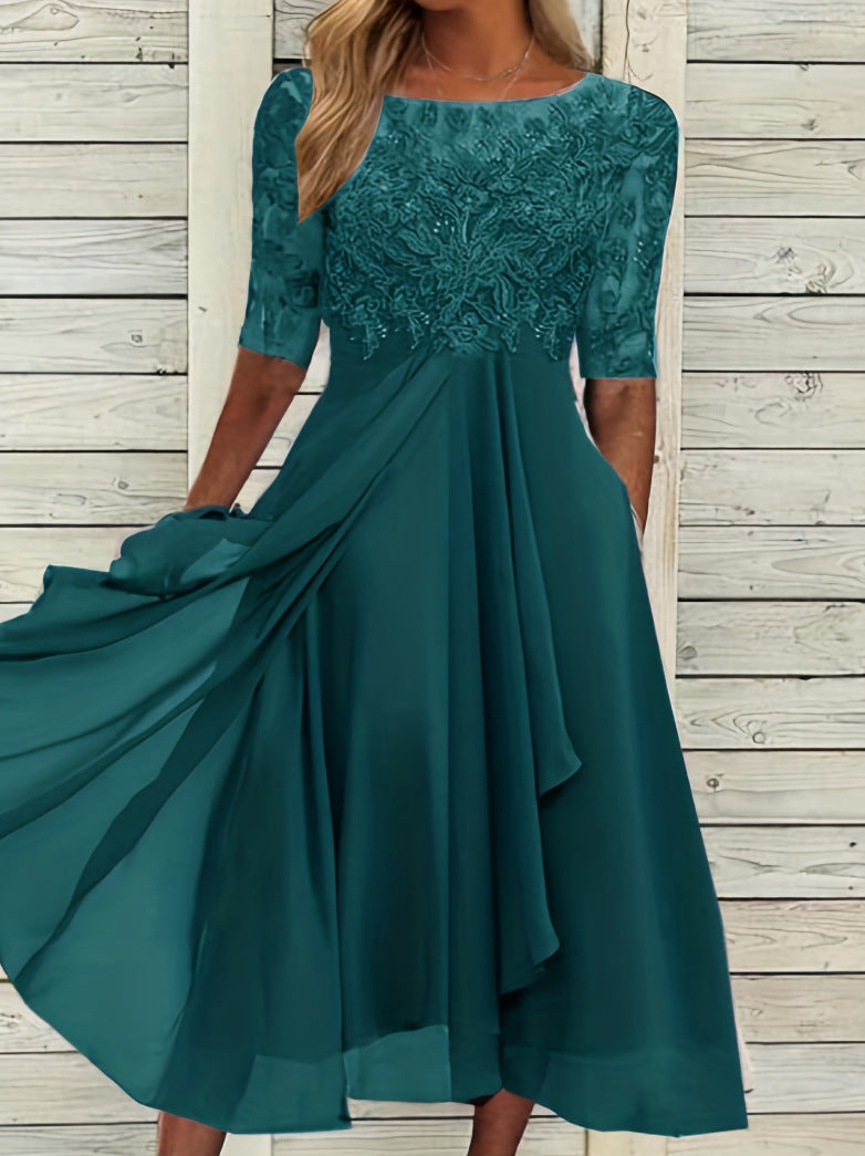 Elegantes Abendkleid für Damen mit Stickerei und fließendem Rock von MODEGEIST