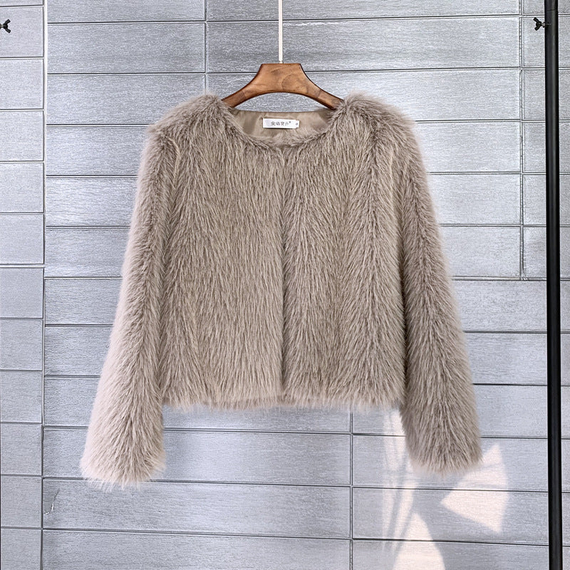 Damen Flauschige Kurzjacke aus hochwertigem Kunstfell mit eleganten Ärmeln ModeGeist