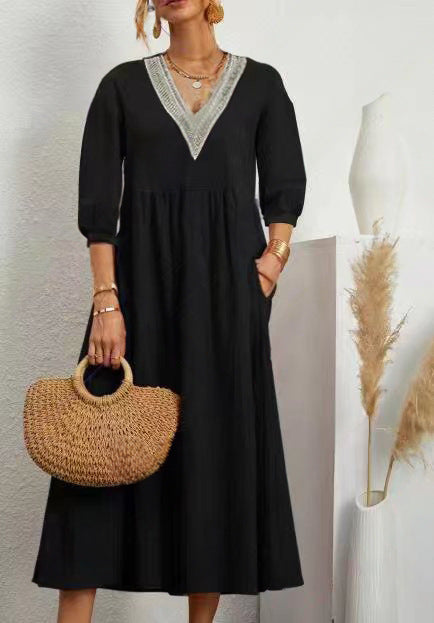 Leichtes Maxikleid für Damen mit V-Ausschnitt und Seitentaschen von MODEGEIST