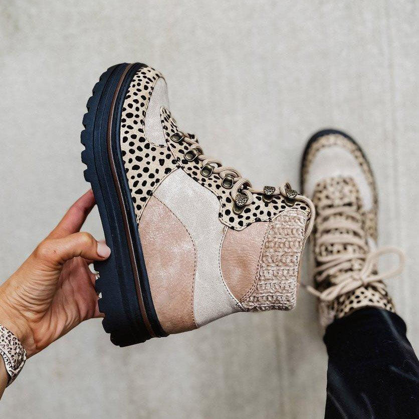 ModeGeist | Stiefeletten mit Wildlederdetails Leopardenmuster