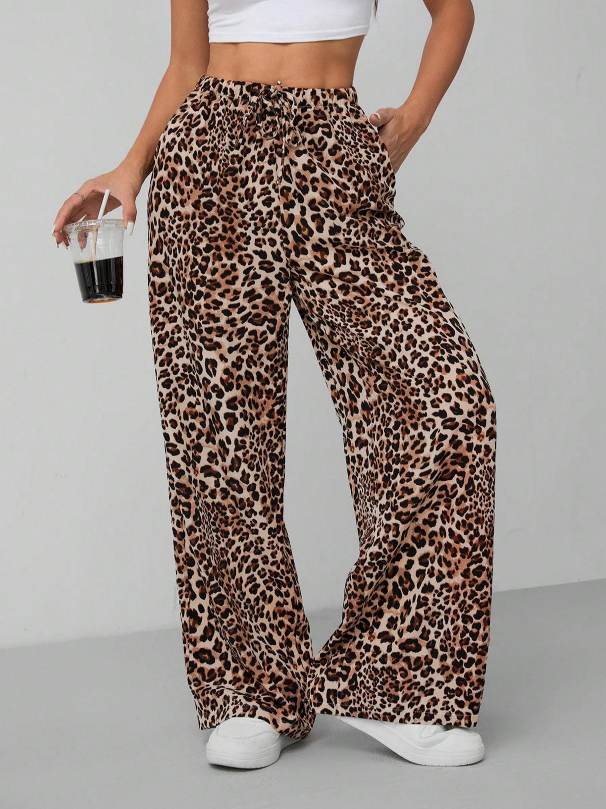 Damen Weite Tiermuster-Hose ModeGeist