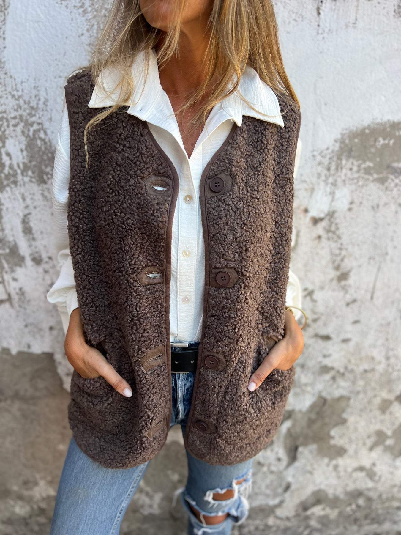 Damen Flauschige Weste mit Knöpfen ModeGeist