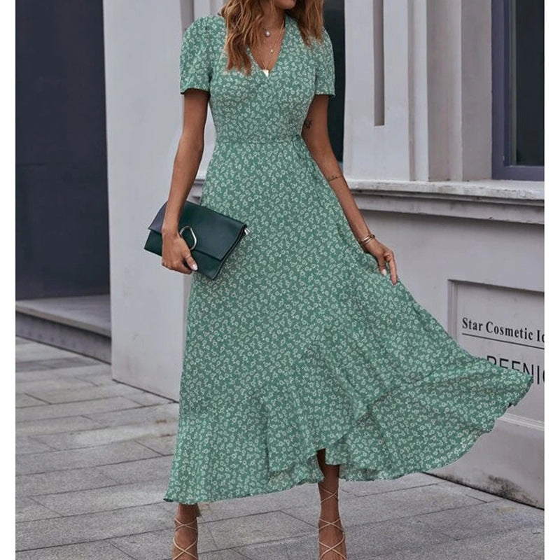 Elegantes Maxikleid mit Volant-Saum und Puffärmeln von MODEGEIST