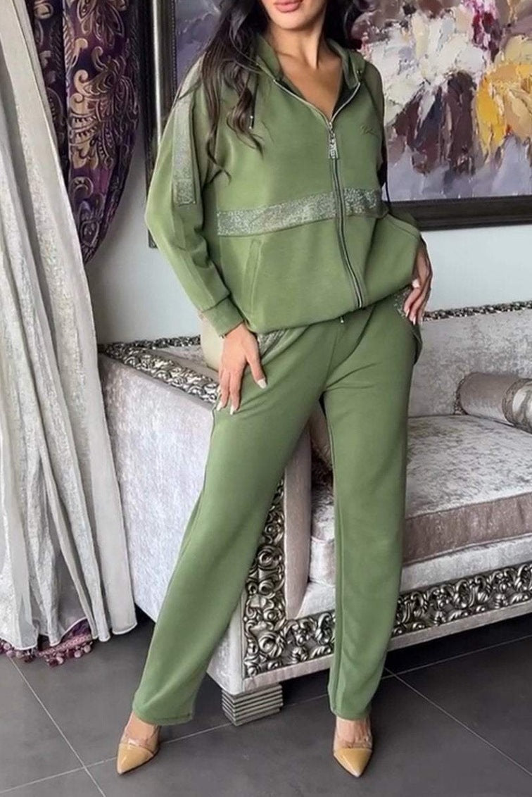 Damen Modischer Zip-Hoodie mit weitem Schnitt und eleganten Details ModeGeist
