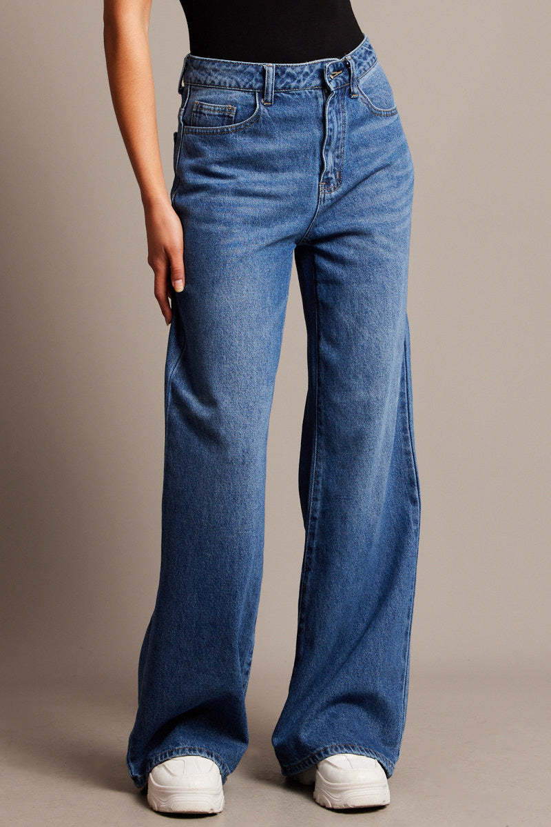 Damen Weit geschnittene High-Waist Jeans mit eleganten Falten ModeGeist