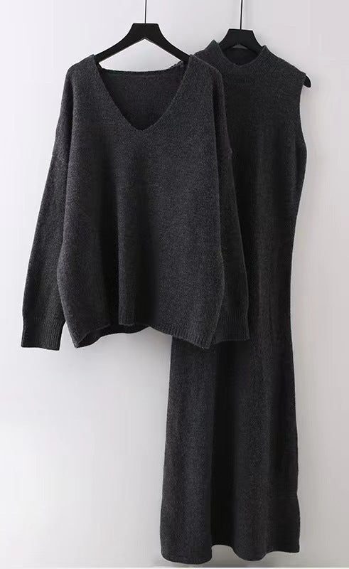 Damen Strickkleid mit lässigem Oversized-Oberteil und elegantem Rock ModeGeist