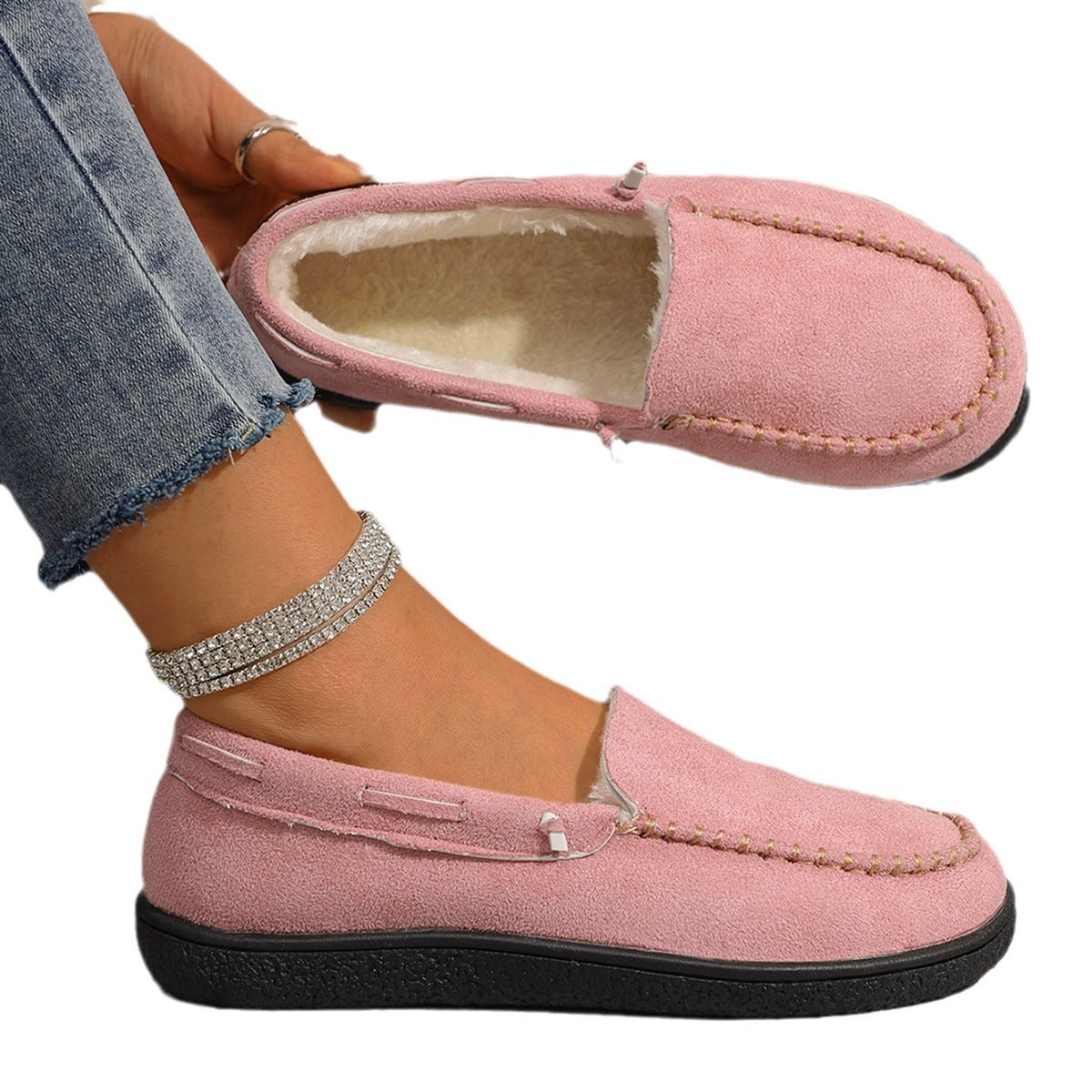 Bequeme Damen-Mokassins im lässigen Stil mit handgenähten Details und weichem Innenfutter von MODEGEIST
