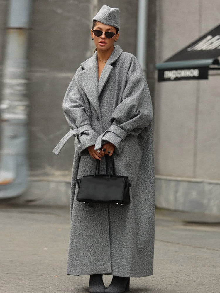 Damen Oversized Wollmantel mit gestreiftem Design und Gürtel ModeGeist