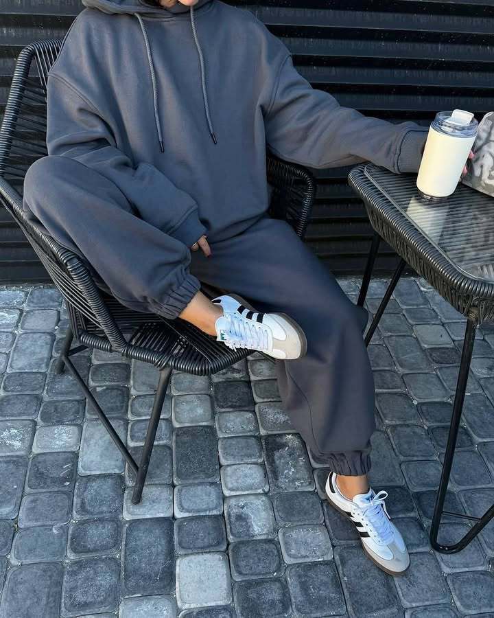 Damen entspannter Oversized Jogginganzug ModeGeist