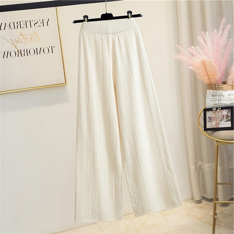 Damen Weite Strickhose mit Zopfmuster ModeGeist
