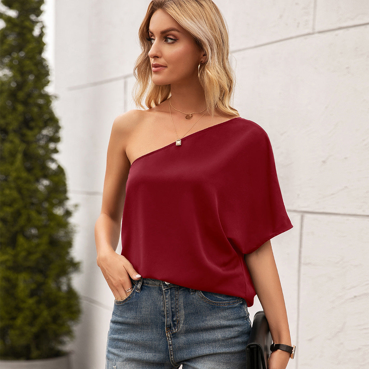 Damen asymmetrisches Blusenshirt mit einem lässigen Schnitt und elegantem Design ModeGeist