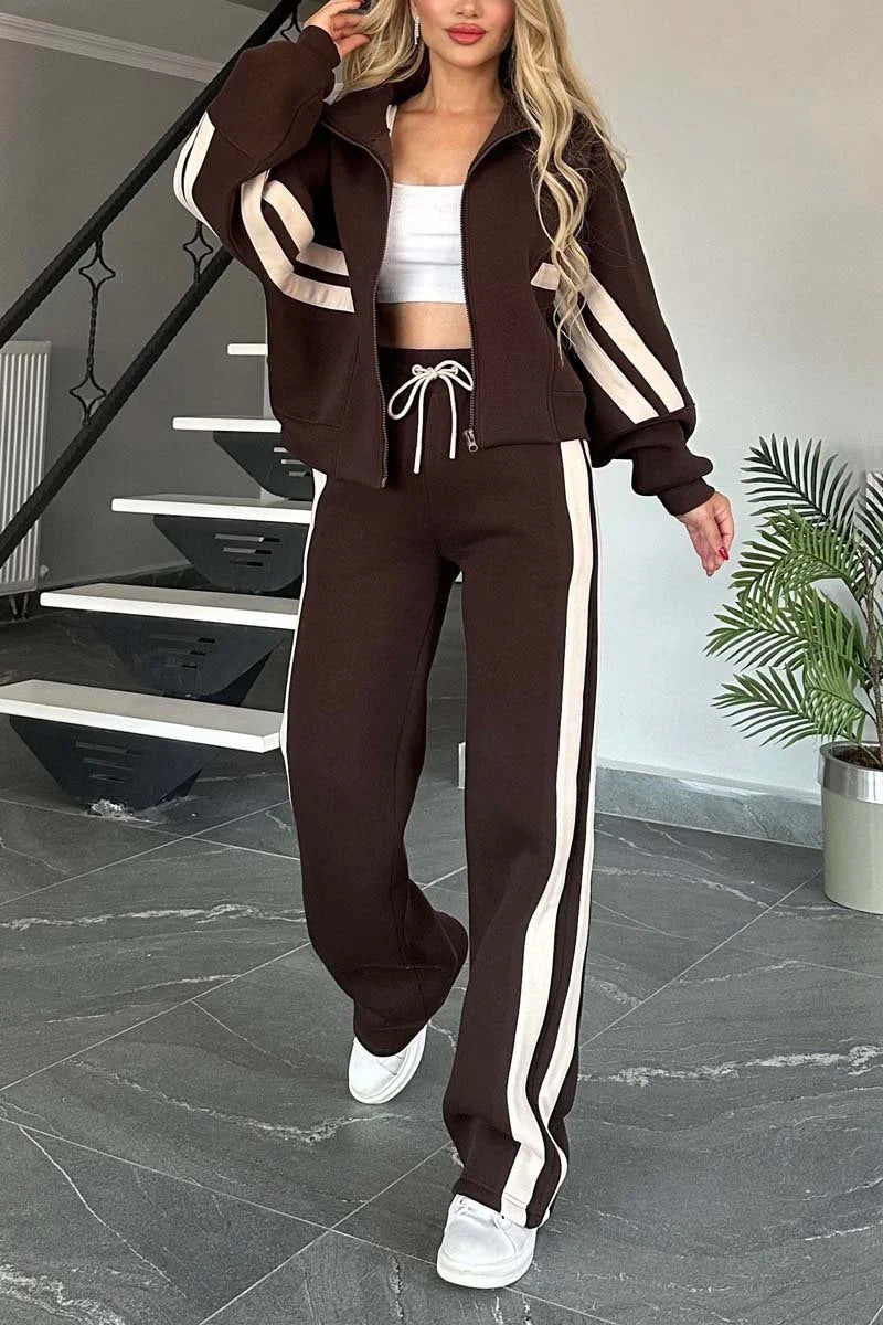 ModeGeist | Gestreifte Zip up Cropped Sweatshirtjacke und Sporthose Zwei Teile Satz