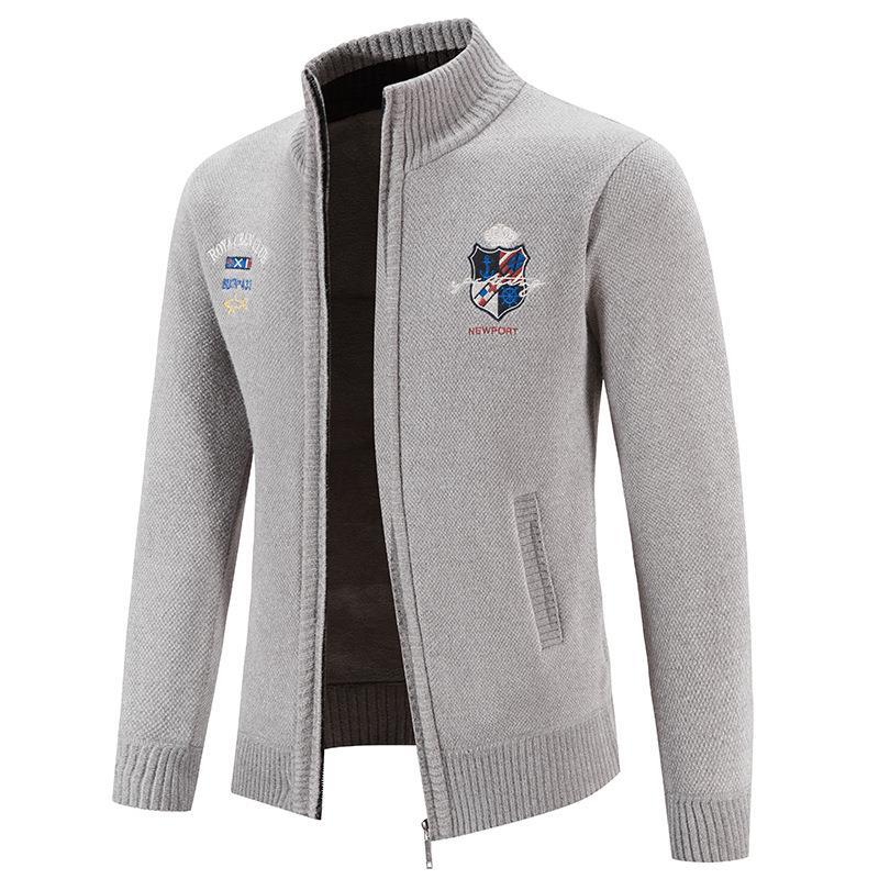 Herren modische Strickjacke mit hohem Kragen und detailreicher Stickerei ModeGeist