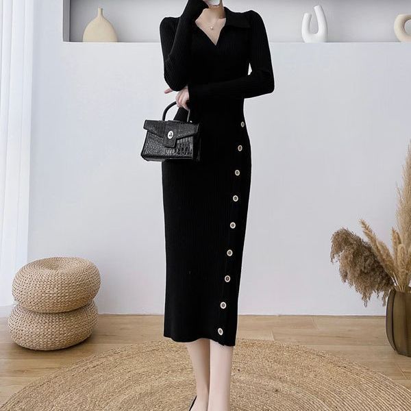Damen Strickkleid mit Knopfdetail und elegantem V-Ausschnitt ModeGeist