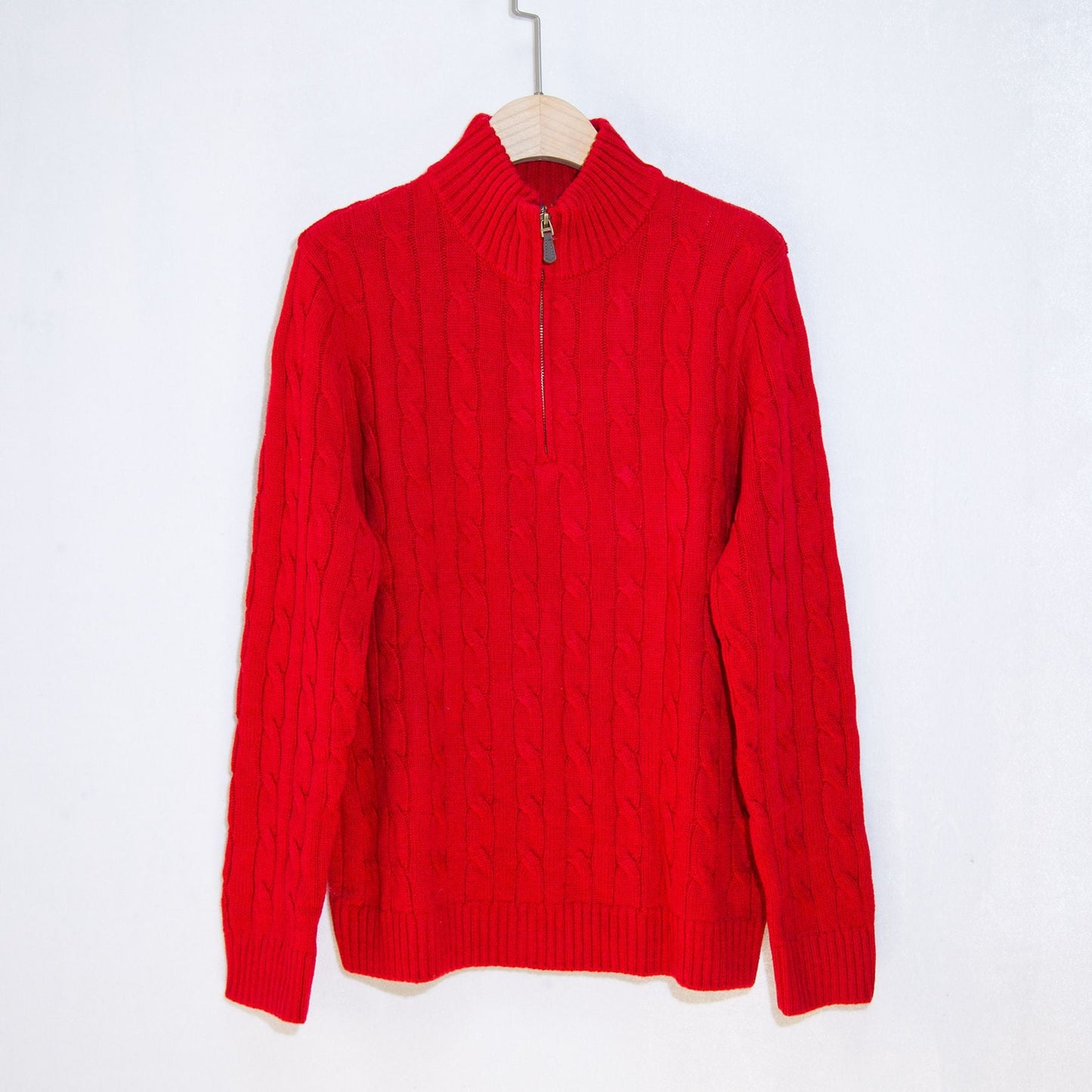 Herren eleganter Strickpullover mit halbem Reißverschluss und Zopfstrickmuster ModeGeist