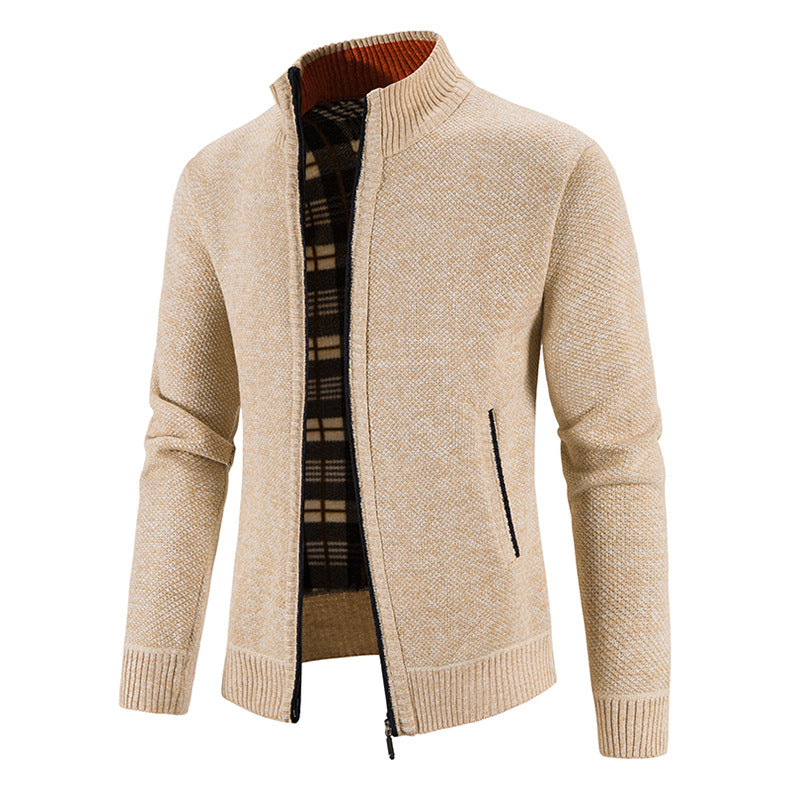 Herren modische Strickjacke mit hochgeschlossenem Kragen und praktischen Taschen ModeGeist