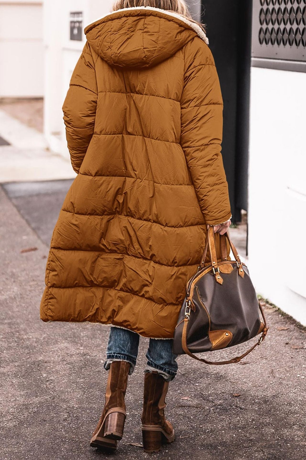 Damen gepolsterte Winterjacke mit Kapuze und kuscheligem Innenfutter ModeGeist