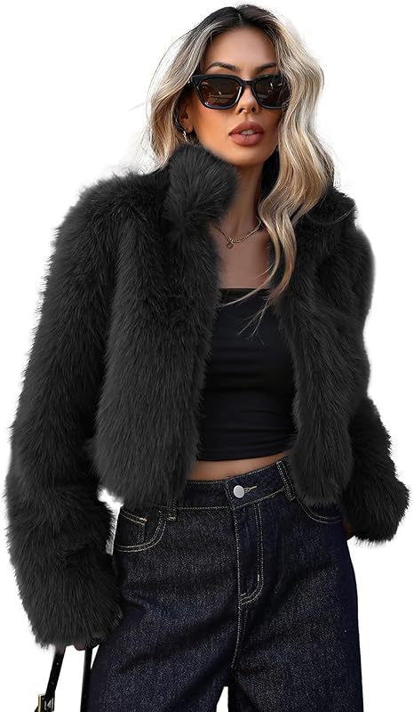 Damen Kurze Kunstpelzjacke mit weichem Fell und eleganter Silhouette ModeGeist