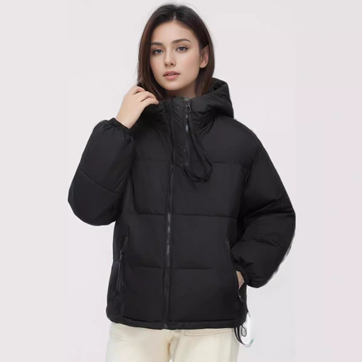 Damen wasserabweisende Winterjacke mit verstellbarer Kapuze und praktischen Taschen ModeGeist