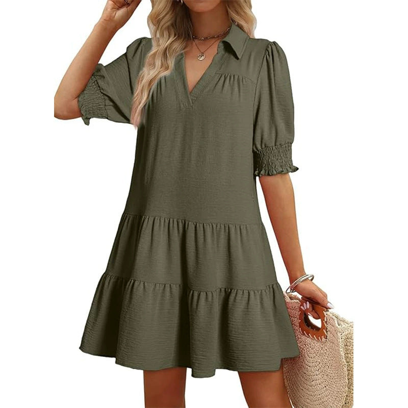 Modisches Sommerkleid für Damen, luftig leicht mit schickem Kragen und Rüschen