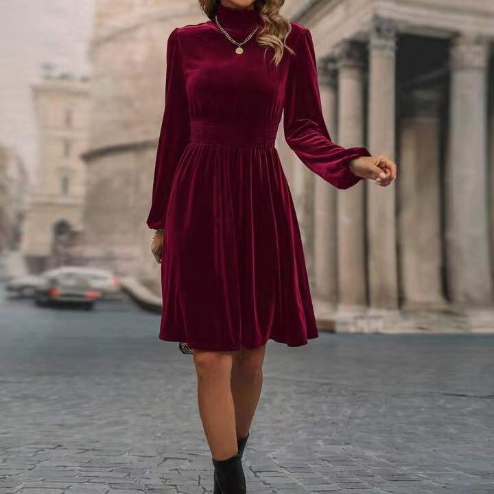 Damen Samtkleid mit hochgeschlossenem Design und eleganten langen Ärmeln ModeGeist