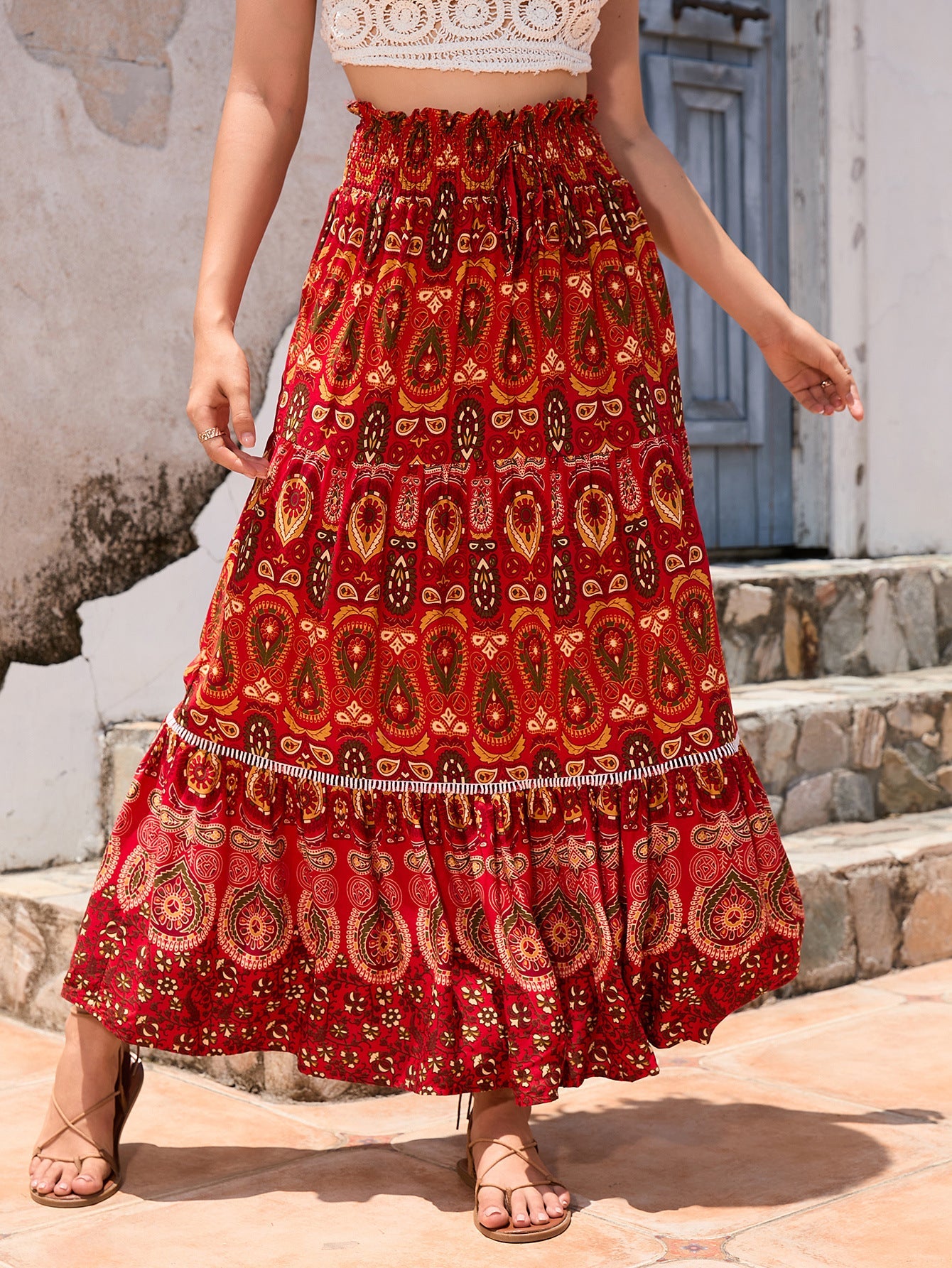 Damen Maxirock mit verspieltem Paisleymuster und Rüschendetails ModeGeist