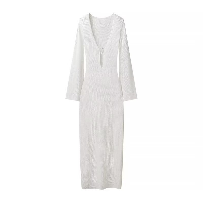 Elegantes Damen-Midi-Kleid mit V-Ausschnitt, langen Ärmeln und Ringdetail von MODEGEIST