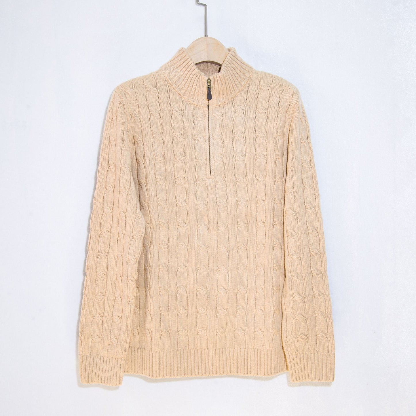 Herren eleganter Strickpullover mit halbem Reißverschluss und Zopfstrickmuster ModeGeist