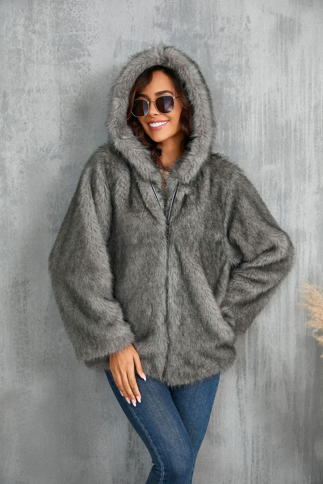 Damen kuschelige Kapuzenjacke ModeGeist