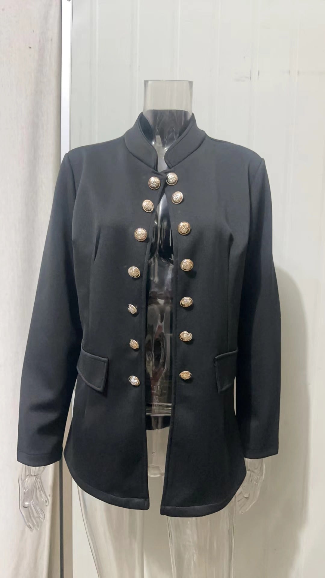 Damen Blazer mit stylishen Druckknöpfen und eleganter Passform ModeGeist