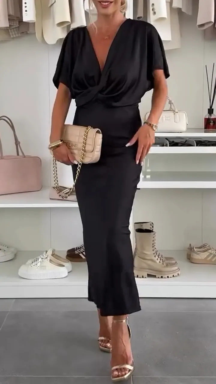 Damen Knielanges Satin-Kleid mit Kreuz-Design ModeGeist