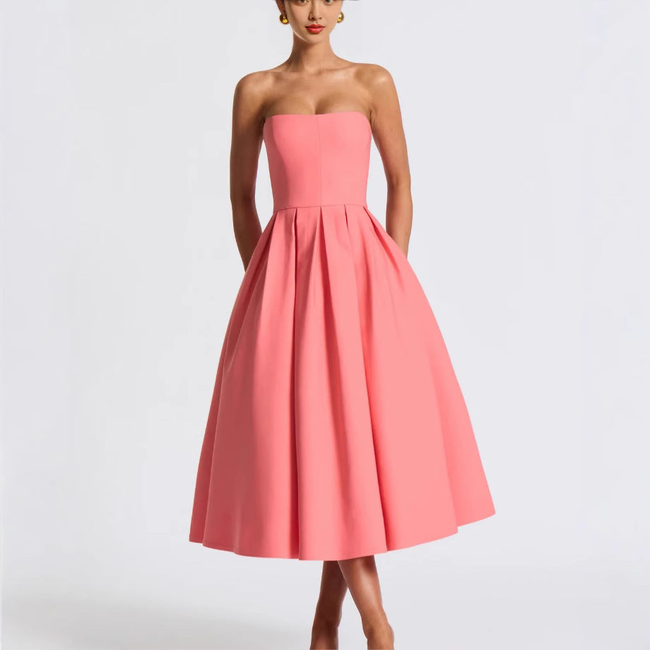 Damen Elegantes Midi-Kleid mit schwingendem Rock und raffiniertem Bandeau-Ausschnitt ModeGeist