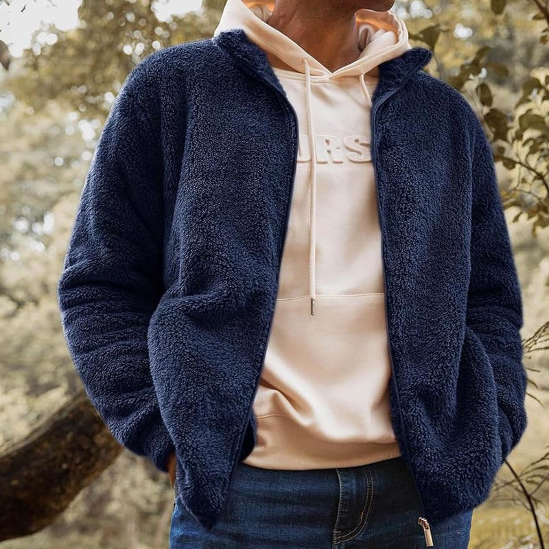 Herren Fleecejacke mit hohem Kragen und praktischen Taschen ModeGeist