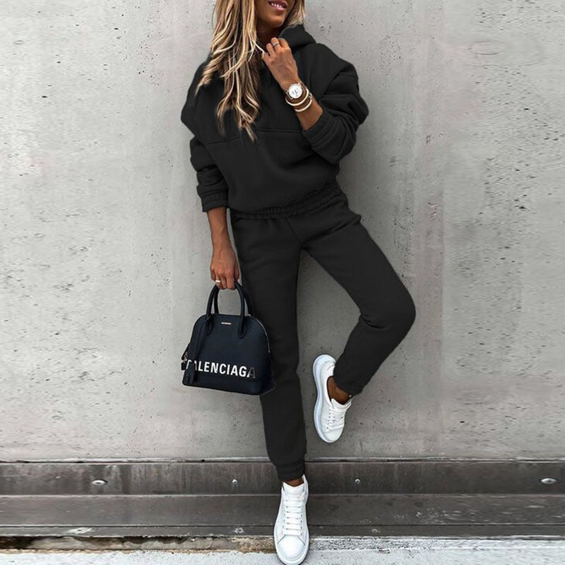 Damen Sweatshirt und Jogginghose Set ModeGeist