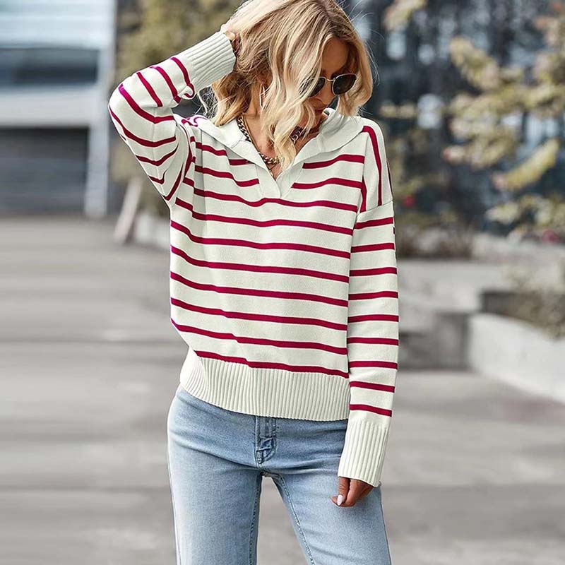 ModeGeist | Gestreifter Strickpullover aus Feinem Material