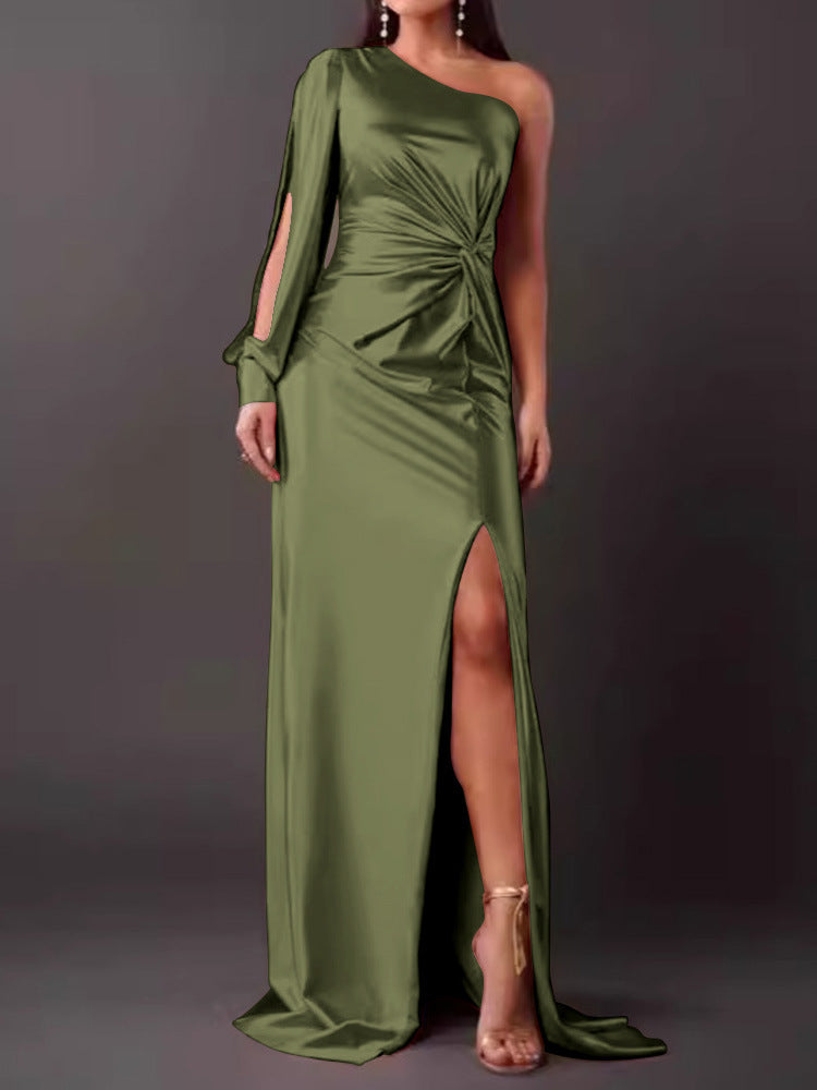 Damen Abendkleid mit asymmetrischem Ausschnitt und eleganter Faltenlegung ModeGeist