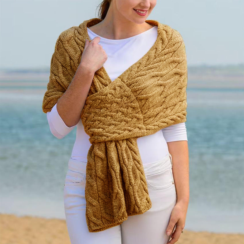 Damen Strickschal mit modernem Zopfmuster und vielseitigem Tragekomfort ModeGeist