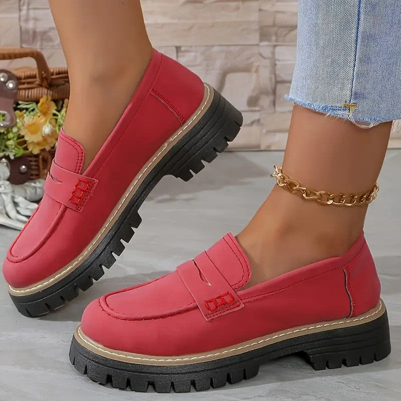 Modische Damen-Slipper mit robuster Profilsohle und Komfort