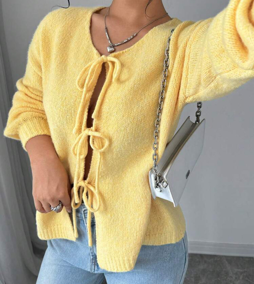Damen Oversized Strickpullover mit dekorativem Schnürdetail ModeGeist