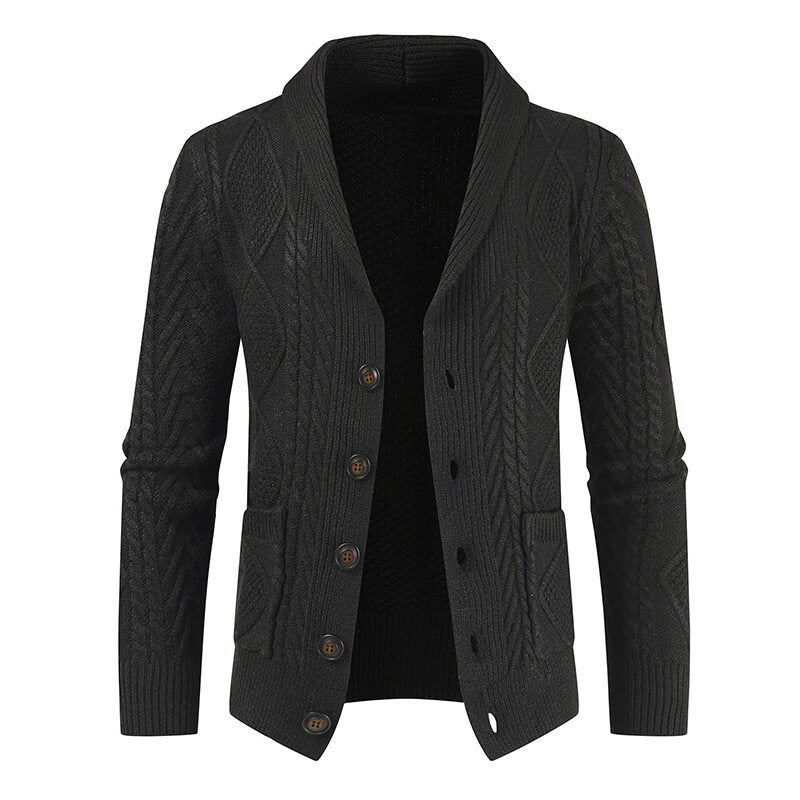 Herren Strickjacke mit modernem Zopfmuster und aufgesetzten Taschen ModeGeist
