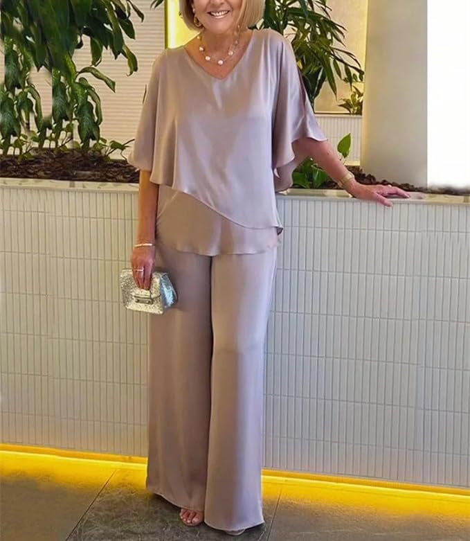 Eleganter und bequemer Damenanzug von MODEGEIST