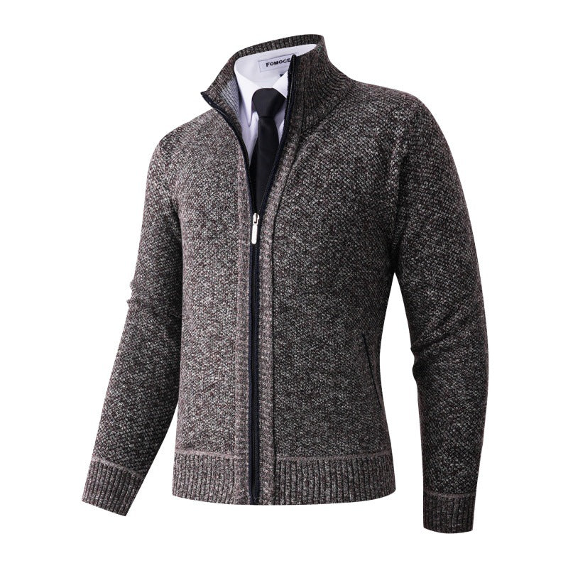 Herren stylische Strickjacke mit hohem Kragen und praktischen Taschen ModeGeist