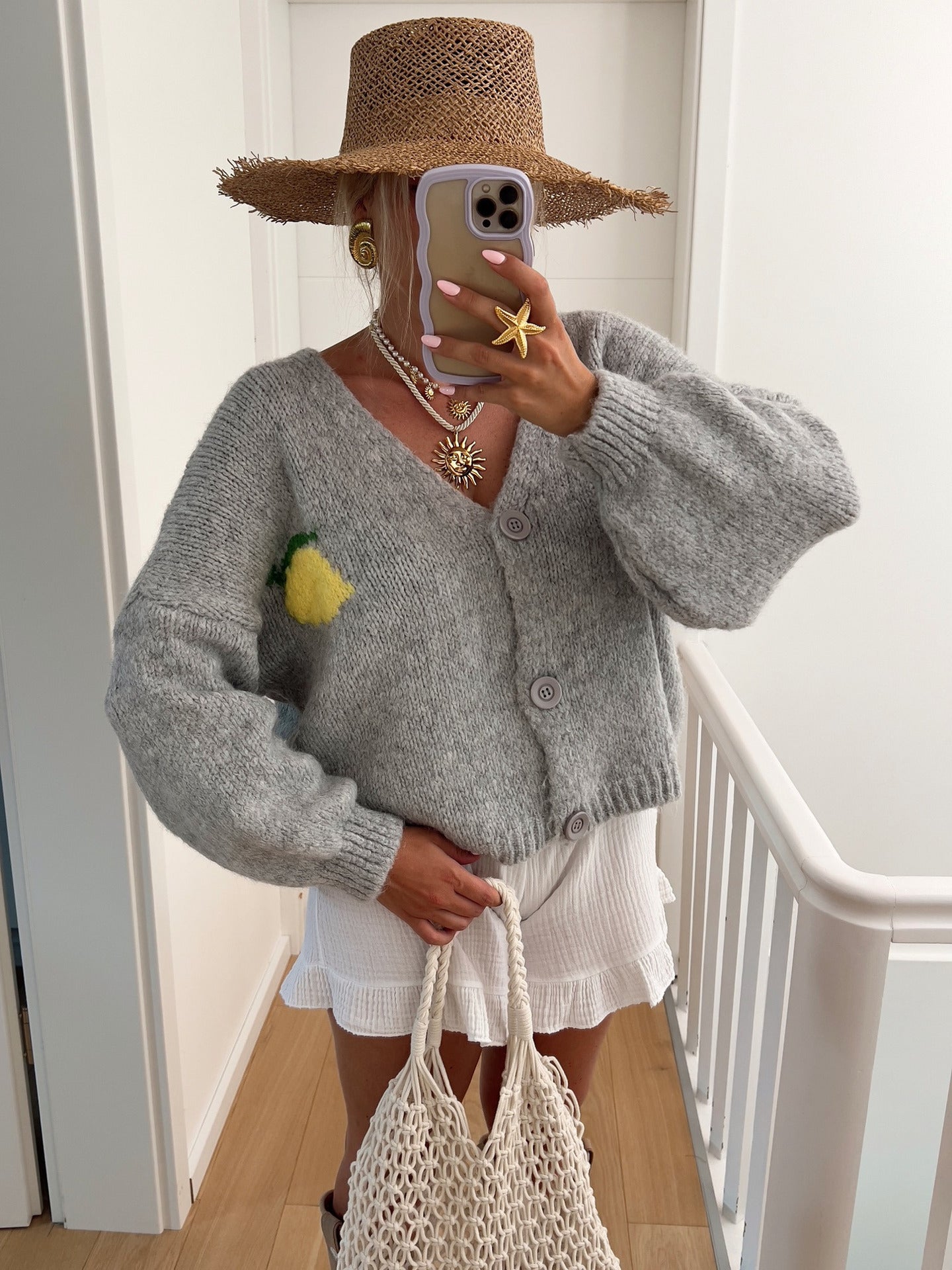 Damen Grober Strickcardigan mit einzigartigem Zitronenmotiv und knopfbarem Verschluss ModeGeist