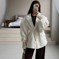Damen eleganter Oversized-Blazer mit Gürteldetail ModeGeist